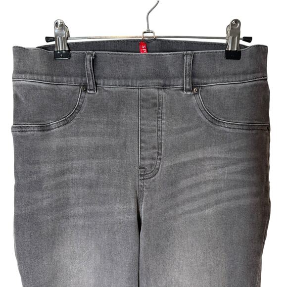 Spanx Gray Distressed Pull On Skinny Jean Jegging Raw Hem High Rise Medium - Picture 6 of 11